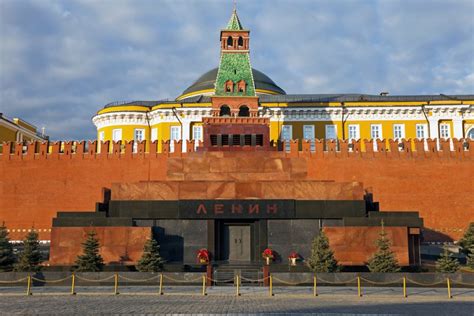 Moscow - Lenin Mausoleum