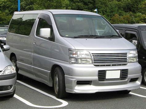 Nissan elgrand e51 fuel consumption