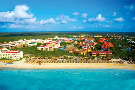 10 Reason To Vacation at IBEROSTAR Paraiso Maya