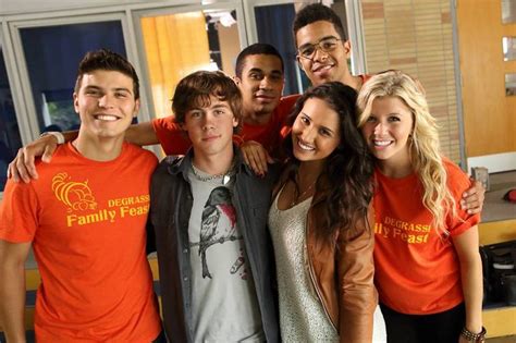 S13 Ep16 "Spiderwebs" - Drew, Eli, Bianca, Dallas, Jenna and Connor ...