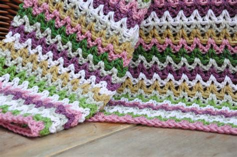 The Yarn Stash Series - Learn to crochet the V Stitch with a free ...