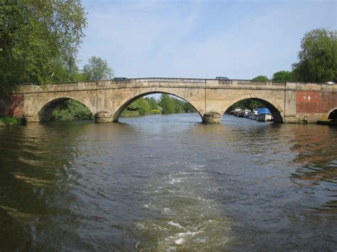 Bridges across the Thames - Walk The Thames