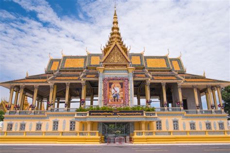 A Guide to Phnom Penh’s Royal Palace, Cambodia