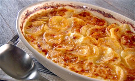 Video: Cheesy Scalloped Potatoes | Martha Stewart