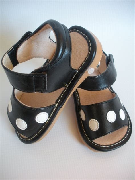 Squeaky Shoes for Tiny Tots: Girls Squeaky Sandals