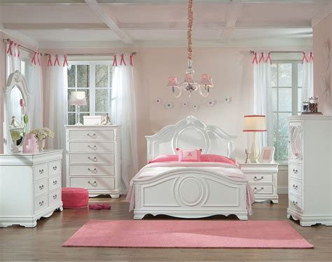 Jessica 5-Piece Full Bedroom Set – White | The Brick