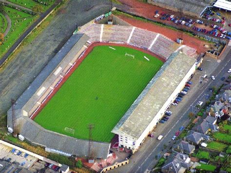 For We’re the Pars, Dunfermline Athletic….. | It's half past 4 and we ...