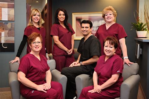 dental office staff photos - Google Search Corporate Portrait ...