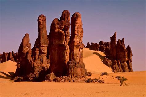 The Ennedi Plateau: Secret Stones of the Sahara ~ Kuriositas