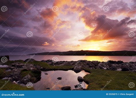 Sunrise on the Isle of Skye Stock Image - Image of majestic, shore: 2535875