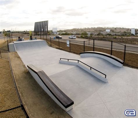 Found on Bing from www.pinterest.se | Skatepark design, Backyard ...