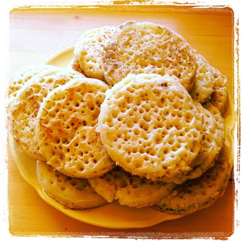 the writing hive: The Best Crumpets Ever (Really)