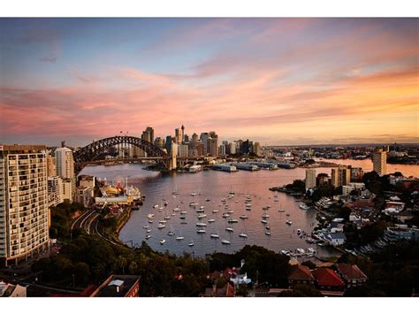 North Sydney Harbourview Hotel - Hotels & Accommodation - 17 Blue St ...