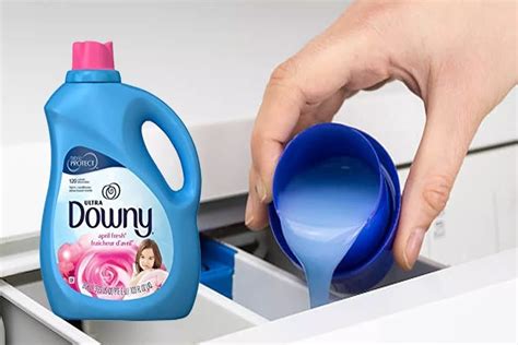 Downy Liquid Detergent; Soften Clothes Strengthen Fabric Remove Sweat ...