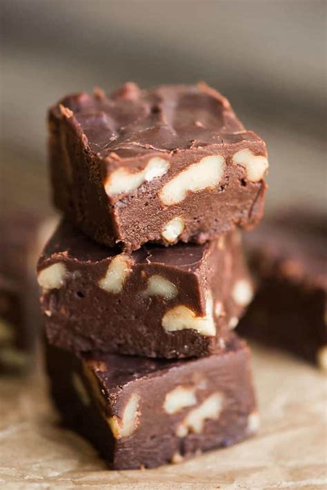 Five Minute Microwave Fudge - Self Proclaimed Foodie