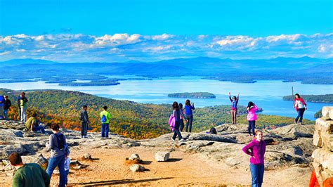 5 Reasons to Stay in the New Hampshire Lakes Region | Path Resorts