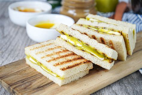 Kaya Toast (Toast with Coconut Jam and Butter) - Tara's Multicultural Table