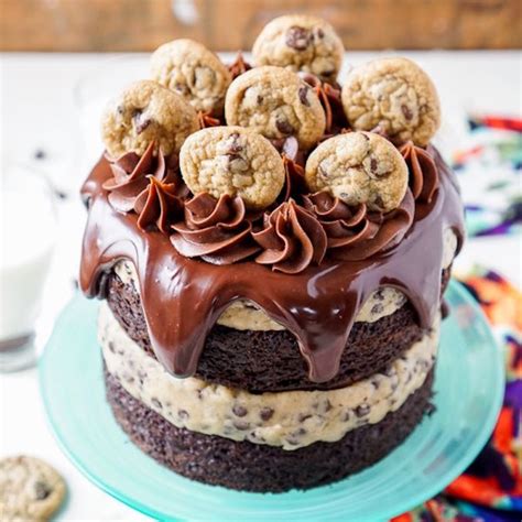 Chocolate Chip Cookie Dough Cake – Edible Crafts