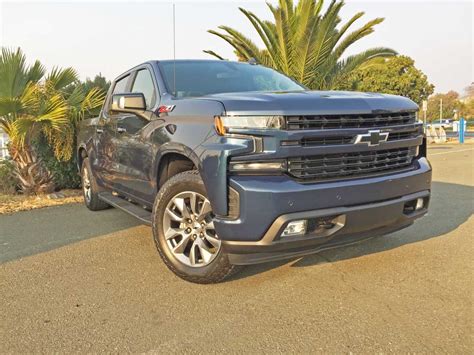 2019 Chevy Silverado 1500 RST: What Is This Sporty Truck All About ...