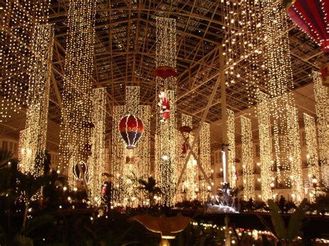 When is opryland hotel decorate for christmas info | Home