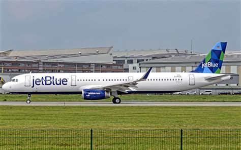 Airbus A321-200 JetBlue Airways New Delivery August 2017 - Aircraft ...