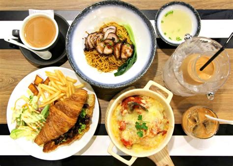 Kowloon Bay HK Cafe - Cozy Cafe serving Delicious HK Favourites