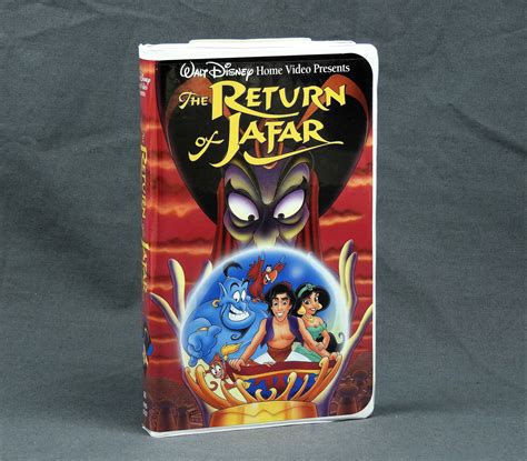 the return of jafar book cover with an image of disney's characters on it