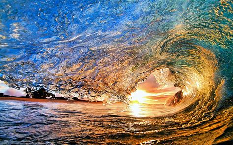 92 Majestic Wave Photos That Capture The Beauty Of Breaking Waves ...