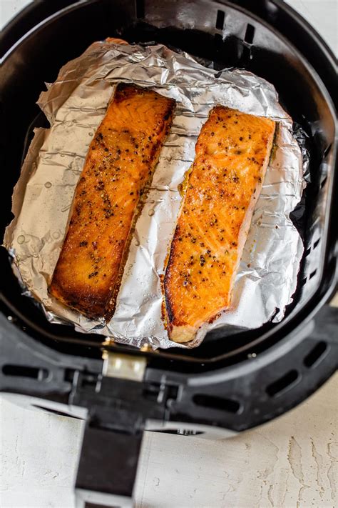 Air Fryer Salmon {Under 10 Minutes!} – WellPlated.com