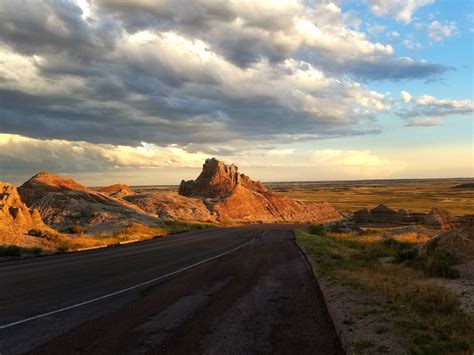 7 Epic Reasons You Need to Visit Badlands National Park In South Dakota ...