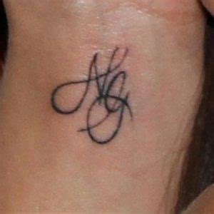 65 Amazing G Letter Tattoo Designs and Ideas – Body Art Guru