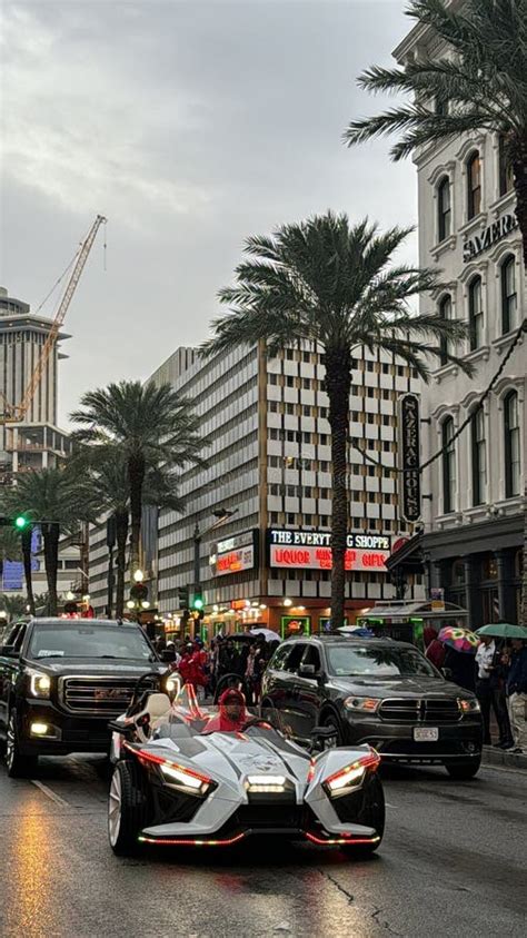 2023 Annual Bayou Classic Thanksgiving Day Parade in New Orleans ...