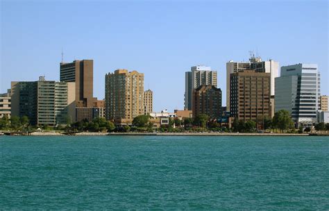 File:Windsor Ontario skyline.jpg - Wikipedia