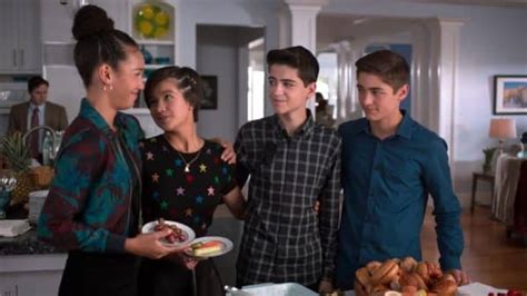 Andi Mack: Season 3, Episode 11 "Once In A Minyan" - Recap, Review ...