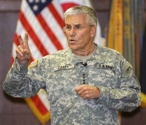 Chief of Staff talks with Soldiers, family members during Korea visit ...