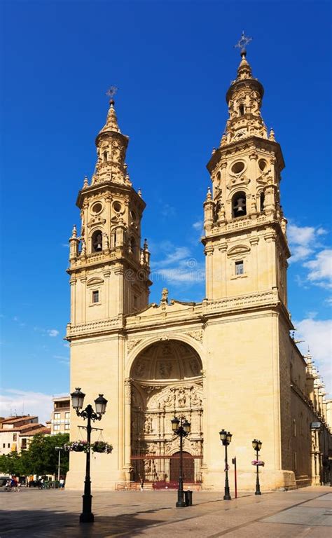 Mit-Kathedrale Des Heiligen Maria De La Redonda in Logrono Stockbild ...