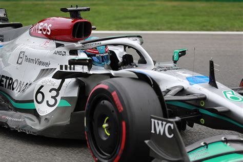 Mercedes facing "difficult" situation over F1 car concept change for 2023