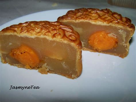 Chinese moon cake filled with lotus seed paste and preserved, salted ...