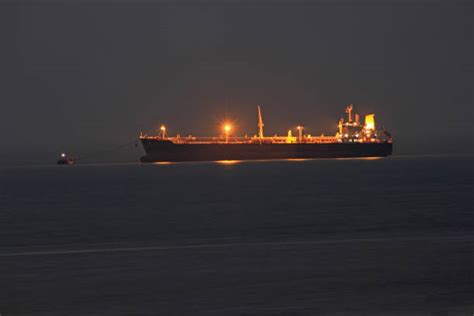 5,800+ Container Ship Night Stock Photos, Pictures & Royalty-Free ...