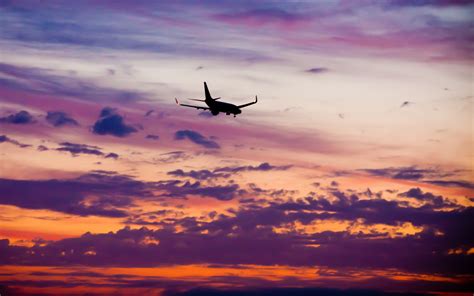 Airplane Sunset Wallpaper 07507 - Baltana