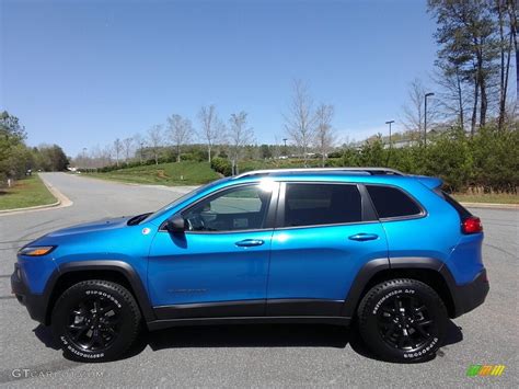 2017 Hydro Blue Pearl Jeep Cherokee Trailhawk 4x4 #119771505 Photo #10 ...