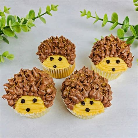 Easy Hedgehog Cupcakes