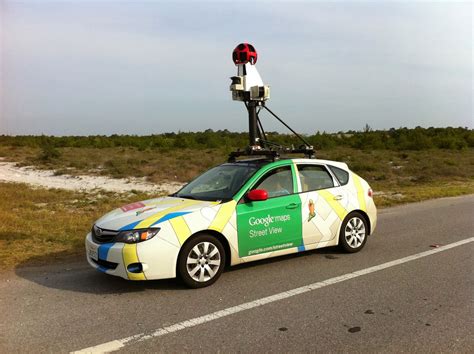 Carro do Google maps contra uma Mercedes Benz | Zx Tech