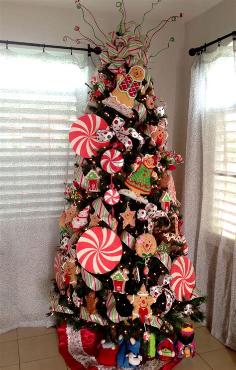 Gingerbread Christmas Tree | | Gingerbread christmas tree, Christmas ...