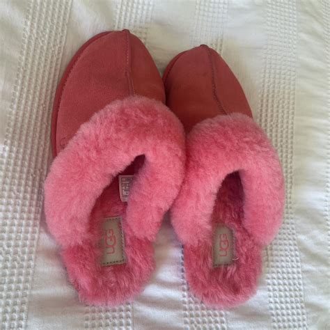 UGG Women's Pink Slippers | Depop