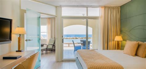 Avila Beach Hotel, Curaçao Review | The Hotel Guru