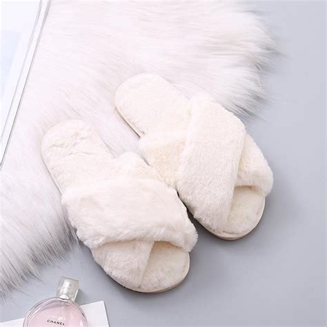 Fluffy Slippers - White | Faux fur slippers, Slippers, Womens slippers