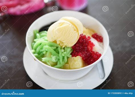 Ice kacang, ABC, cendol stock photo. Image of drink - 173283892