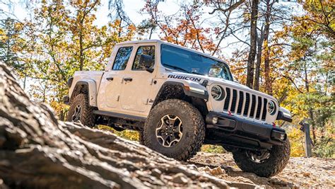 Jeep Gladiator Tire Size Guide: What Are The Biggest Tires That Fit ...