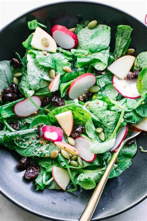 Radish Greens Salad ⋆ Use Radish Leaves in a Simple Salad! 🥗